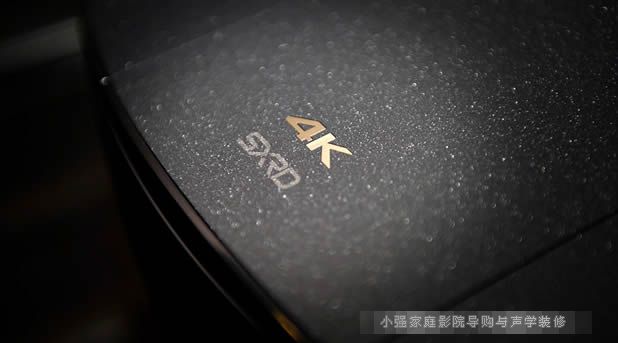 SONY引以為豪的 4K SXRD 徽章