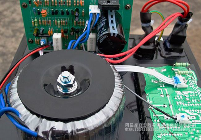 低音炮內(nèi)置放大器