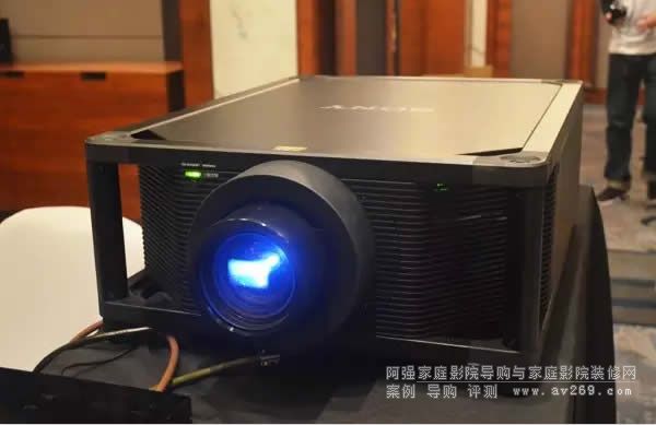 索尼VW5000ES水冷技術(shù)超靜音
