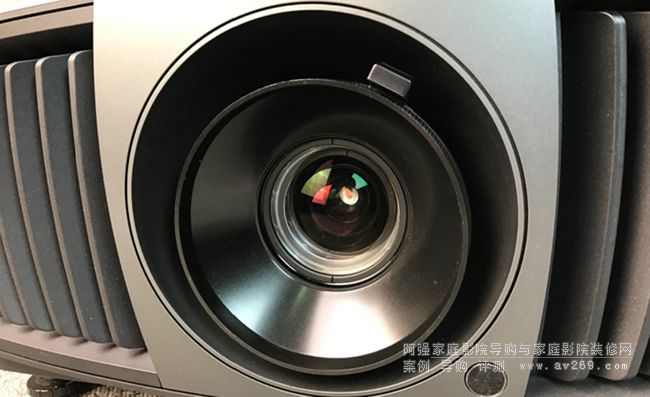 明基4K投影機鏡頭